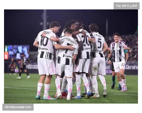 科莫积45分紧咬尤文仅差1分正式加入欧冠资格争夺